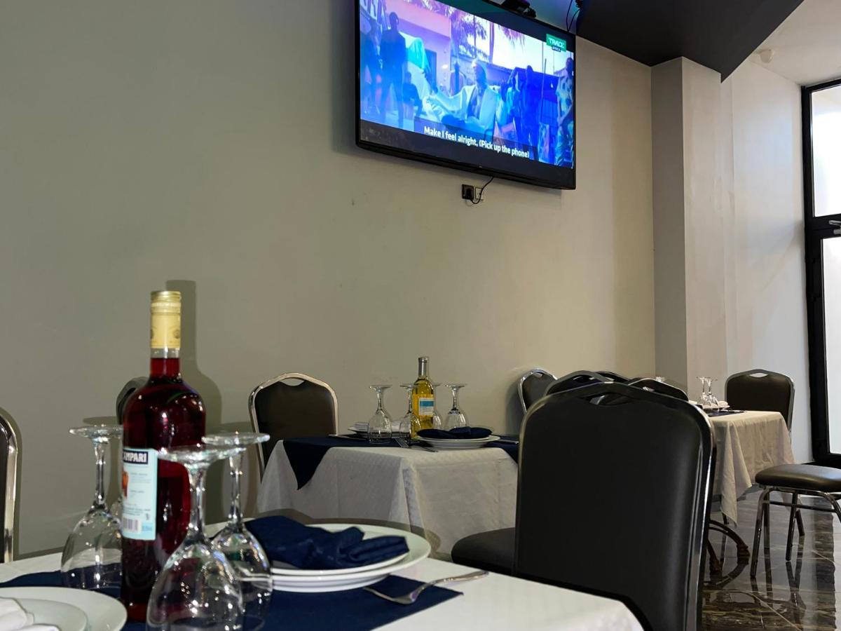 Hotel Vendome Douala Eksteriør billede