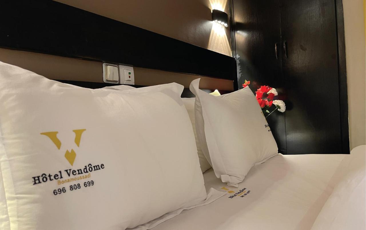 Hotel Vendome Douala Eksteriør billede