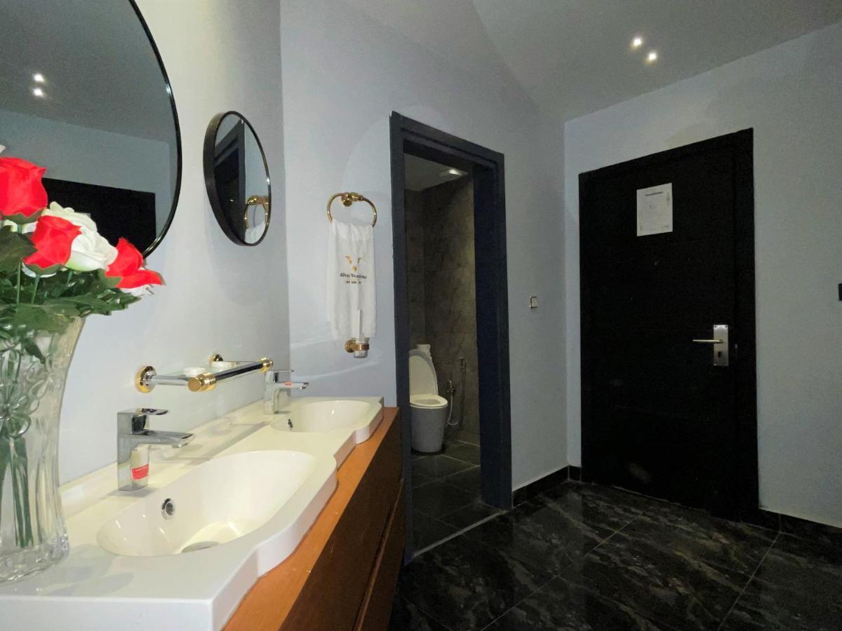 Hotel Vendome Douala Eksteriør billede