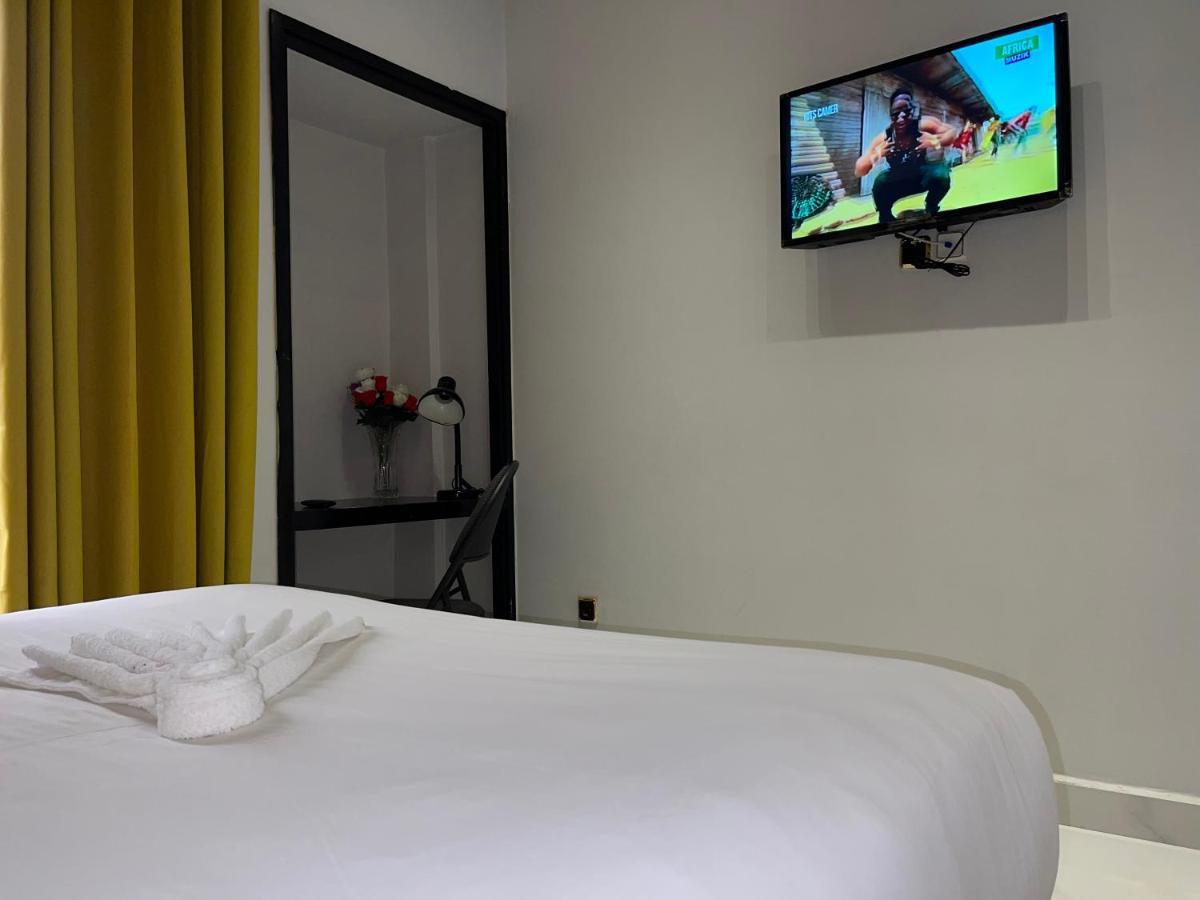 Hotel Vendome Douala Eksteriør billede