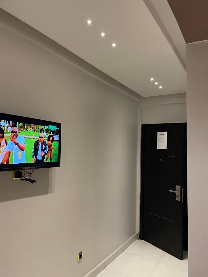Hotel Vendome Douala Eksteriør billede