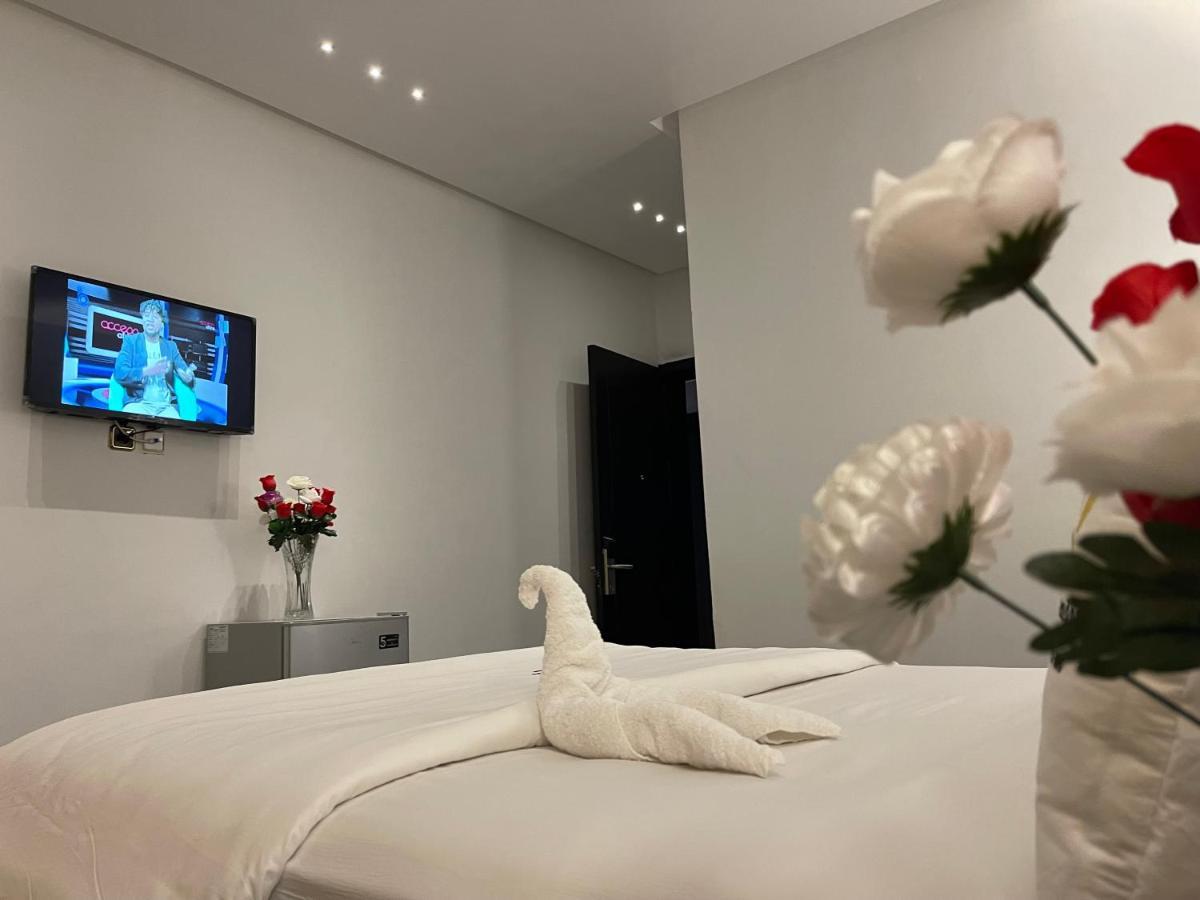 Hotel Vendome Douala Eksteriør billede