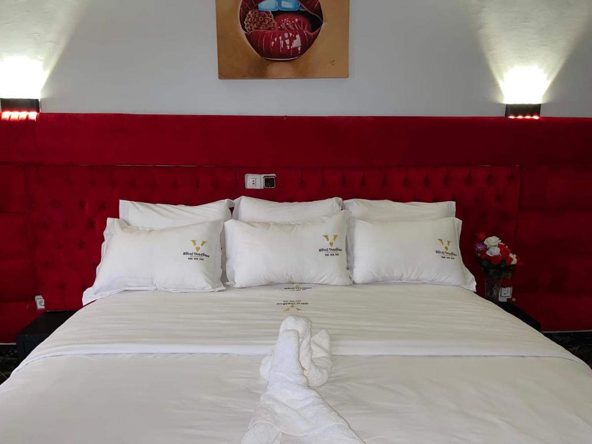 Hotel Vendome Douala Eksteriør billede