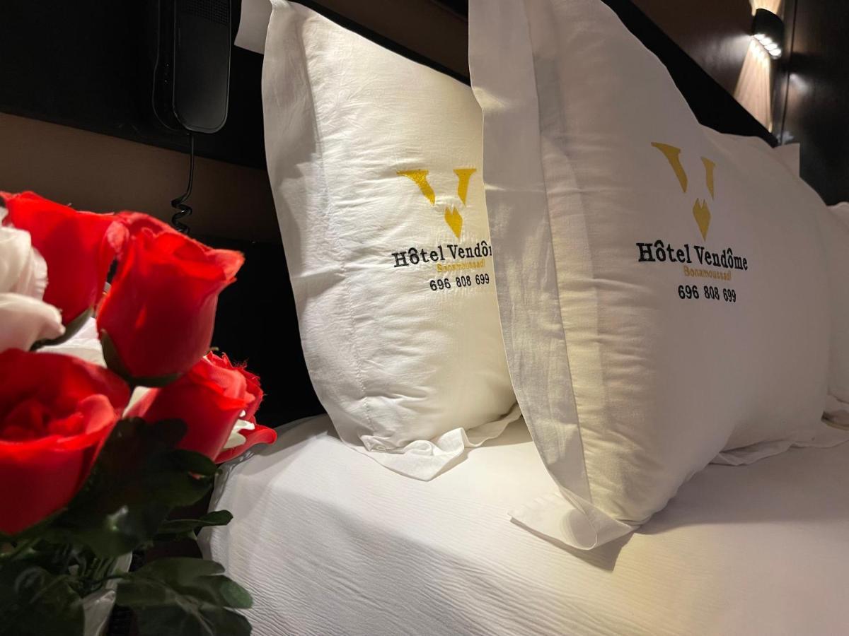 Hotel Vendome Douala Eksteriør billede